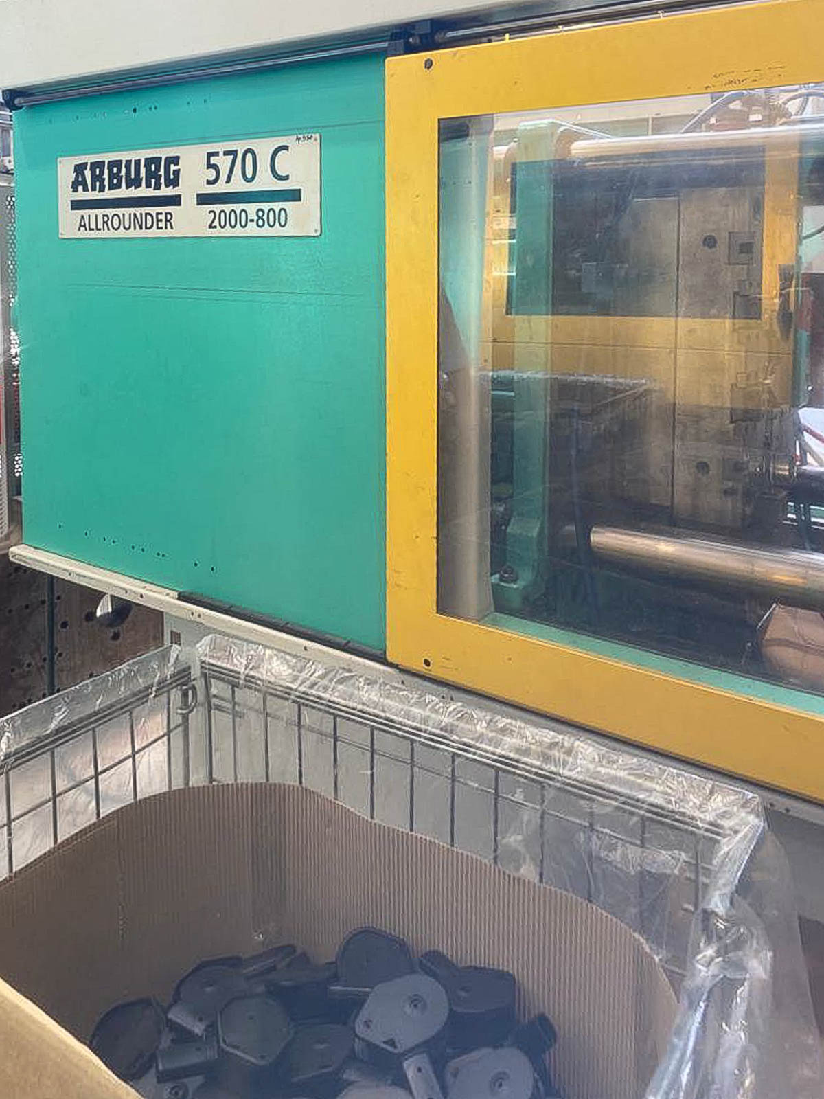 ARBURG 570 C ALLROUNDER 2000 - 800 200t injection molding machine (2006) id11259
